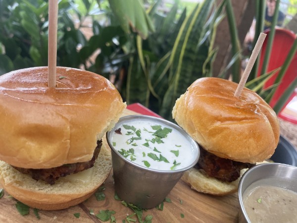 Slider plate served outdoors